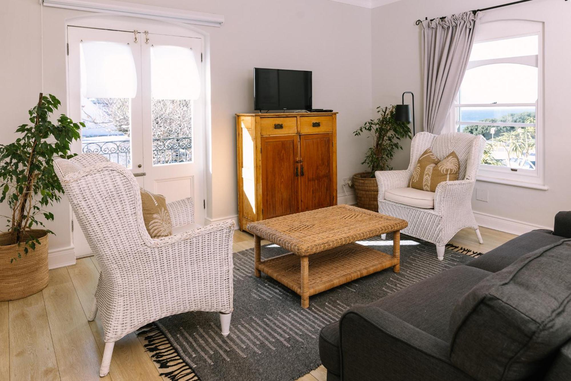 Auberge Burgundy Boutique Hotel & Spa Hermanus Eksteriør billede